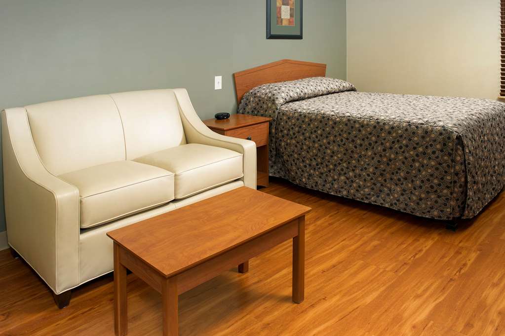 Extended Stay America Select Suites - Wichita - Airport Номер фото