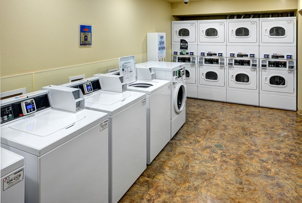Extended Stay America Select Suites - Wichita - Airport Удобства фото