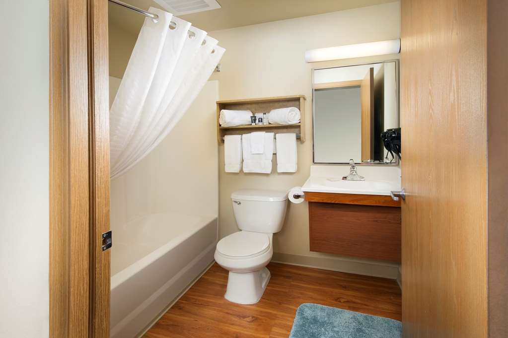 Extended Stay America Select Suites - Wichita - Airport Номер фото
