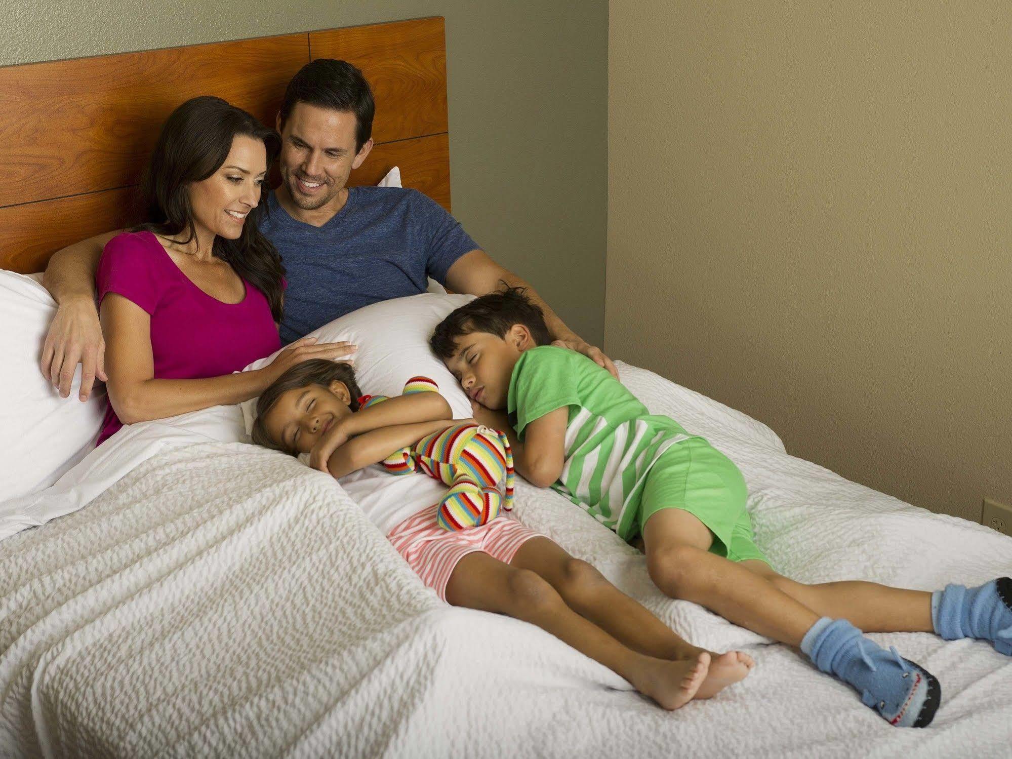 Extended Stay America Select Suites - Wichita - Airport Экстерьер фото