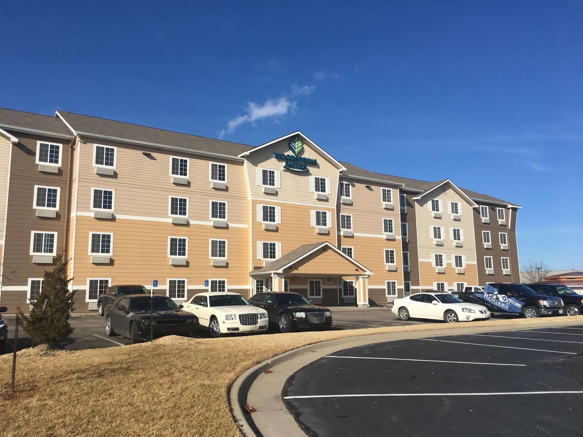 Extended Stay America Select Suites - Wichita - Airport Экстерьер фото